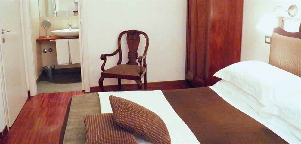 B&B Arco Del Lauro Rome Exterior photo